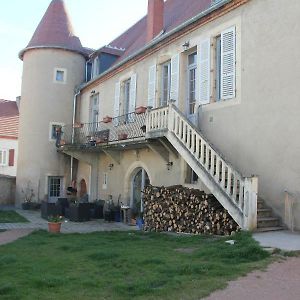 Bed and Breakfast Chateau Besson Montluçon Exterior photo