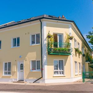 Waterfront Self Catering Houses Carrick on Shannon Exterior photo