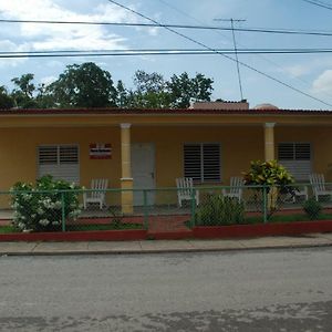 Hotel Nuevos Horizontes Vinales Exterior photo