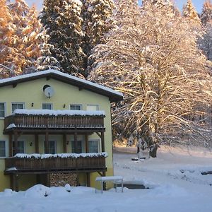 Hotel Feriendorf Waldfrieden Suhl Exterior photo