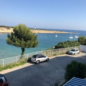 Ferienwohnung Studio « Les Pieds Dans L'Eau » Martigues Exterior photo