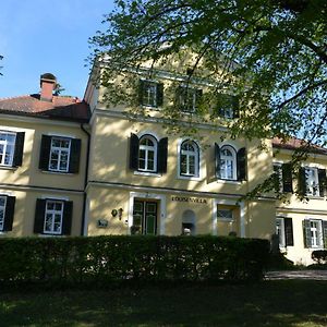 Louisenvilla Bad Gleichenberg Exterior photo