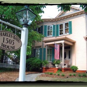 Bed and Breakfast Charles Bass House Bed & Breakfast South Boston Exterior photo