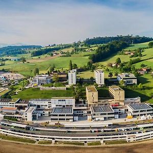 Hotel CAMPUS SURSEE Seminarzentrum Exterior photo