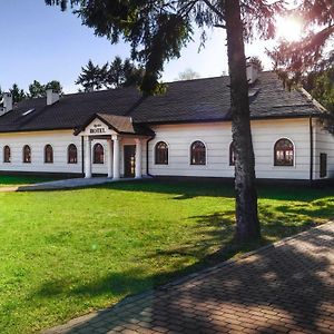 Motel Revita Józefów Exterior photo