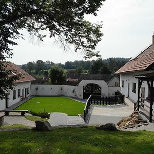 Hotel Statek Cesky Dvur Postupice Exterior photo