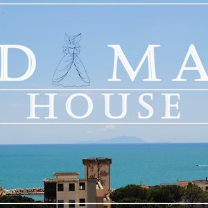 Bed and Breakfast Damahouse Formia Exterior photo