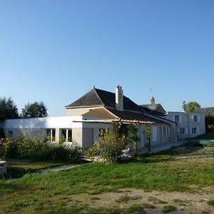 Bed and Breakfast Domaine Du Moulin Neuf Ambillou Exterior photo