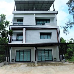 Aparthotel Rublom Chomview Pranburi Ban Nong Sua  Exterior photo