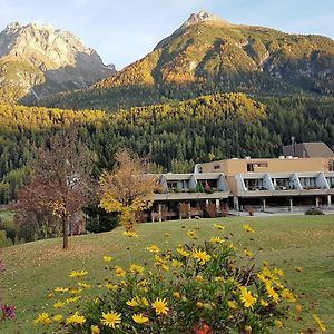 Aparthotel Ferienpark Tulai - Fam. Carl Scuol Exterior photo