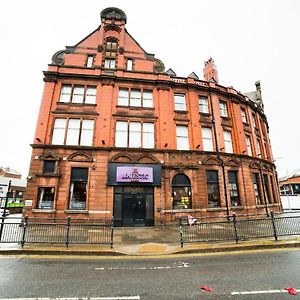 Oyo Hotel Majestic Barrow-in-Furness Exterior photo