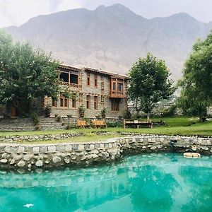 Hotel Riverdale Gilgit Exterior photo