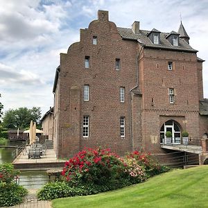 Hotel Burg Obbendorf Niederzier Exterior photo