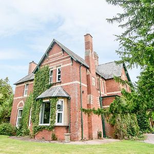 Villa The Old Vicarage Hereford Exterior photo