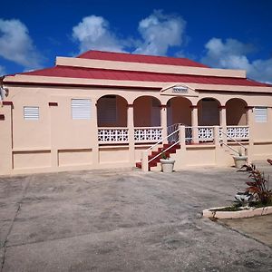 Ventnor House Apartments Bridgetown Exterior photo