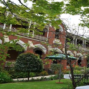 Hotel The Old Priory Beechworth Exterior photo