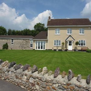 Villa Lower Wadden Farmhouse And Annexe Southleigh Exterior photo