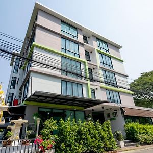 Aparthotel The Vert Pak Kret Exterior photo