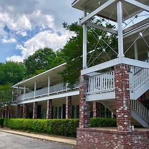 The Lodge At The Bluffs St. Francisville Exterior photo