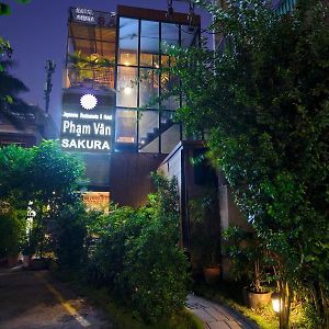 Pham Van Sakura Hotel Thuan An Exterior photo