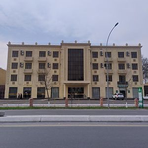 Qasr Hotel Qoʻqon Exterior photo