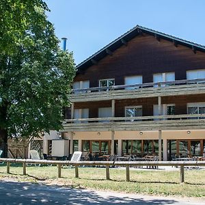 Hotel Vacanceole - Chalet Les Crozats Lons-le-Saunier Exterior photo