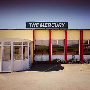 Motel The Mercury Bolton Exterior photo