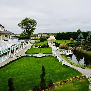 Hotel Dworek Hetmanski Stargard in Pommern Exterior photo