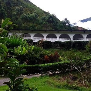 Hotel Hosteria La Eterna Primavera Huigra Exterior photo