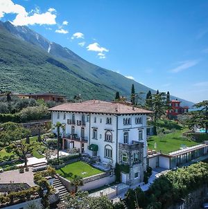 Hotel Bellevue San Lorenzo (Adults Only) Malcesine Exterior photo