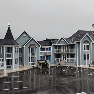 Falls Lodge And Suites Niagara-Fälle Exterior photo
