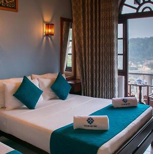 Hotel Ceyloni Lake Residency Kandy Exterior photo