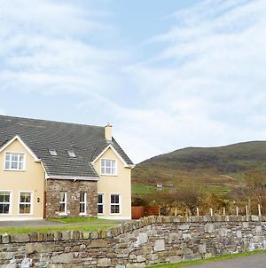 Cois Chnoic Holiday Home Dingle Exterior photo