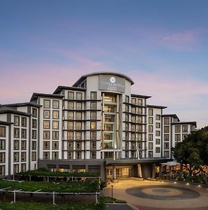 Protea Hotel by Marriott Johannesburg Wanderers Exterior photo