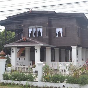 Baan Khun Nai Homestay Chiang Rai Exterior photo