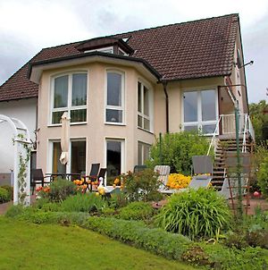 Cozy Apartment in Bellenberg with Sunbathing Lawn Horn-Bad Meinberg Exterior photo