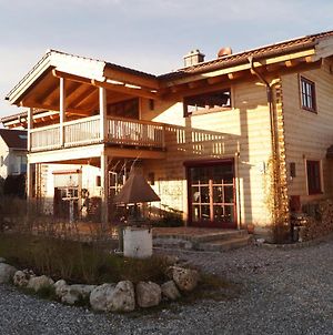 Ferienwohnung im gemütlichen Blockhaus vor den Bergen Wielenbach Exterior photo