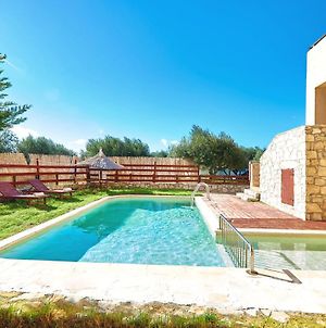 Villa Evenos Of 3 Bedrooms - Irida Country House Of 2 Bedrooms With Private Pools Elafonisi Exterior photo