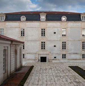 Residence De La Corderie Royale - Meubles De Tourisme Rochefort  Exterior photo