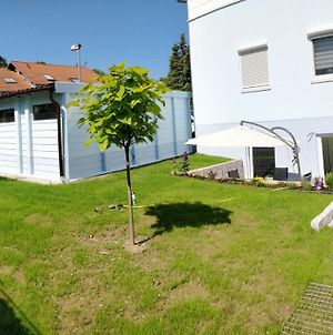 Casa Elea, die Ferienwohnung mit Terrasse und Garten am Tor zum Bodensee Stockach Exterior photo