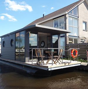 Hotel Bed-On-A-Boat Giethoorn Exterior photo