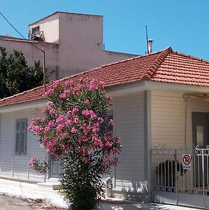 Villa Cozy House In Argostoli Exterior photo