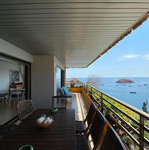 Magnificent Apartment At The Sea Front Of Tossa De Mar Exterior photo