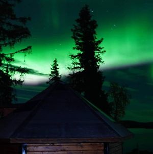 Villa Northernlight cabin with reindeers Kiruna Exterior photo