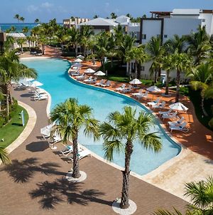 Radisson Blu Punta Cana, An All Inclusive Beach Resort Exterior photo