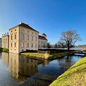 Villa Ferienhaus mit Bootssteg am See in Rheinsberg Exterior photo