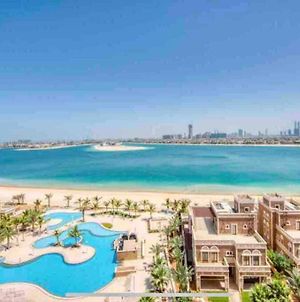 Ferienwohnung Balqis Residense Palm Jumeirah,Pool, Beach, Top Floor, Full Sea View, Restaurants Dubai Exterior photo