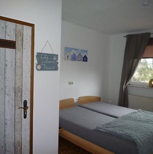 Ferienwohnung mit 3 Schlafzimmern Heede Exterior photo
