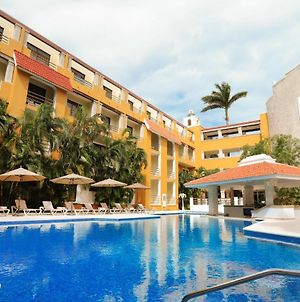 Hotel Adhara Hacienda Cancún Exterior photo