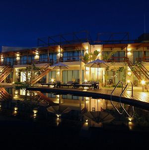 Maya Koh Lanta Resort Exterior photo